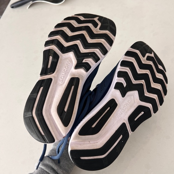 Saucony Women’s Ride 14 Running Shoe - Picture 6 of 12